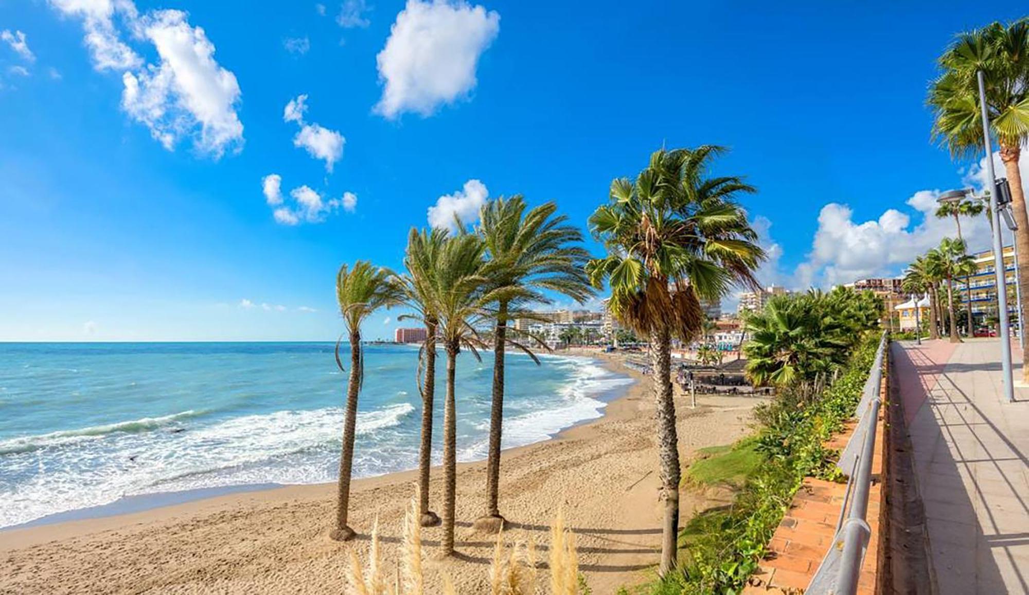 Skysea Benalmadena Puerto Marina Apartman Kültér fotó