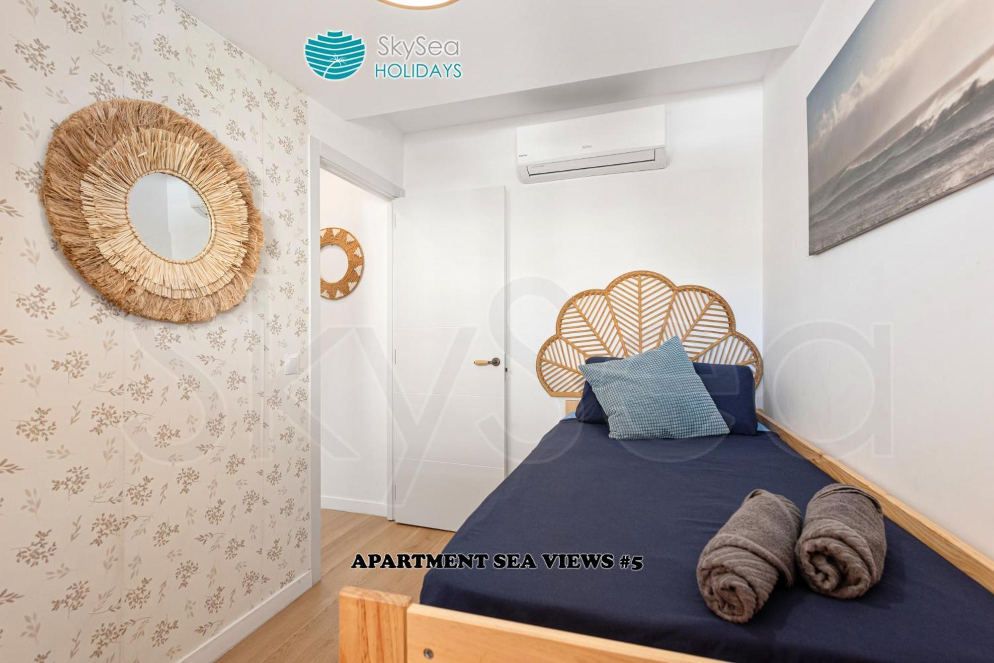 Skysea Benalmadena Puerto Marina Apartman Kültér fotó